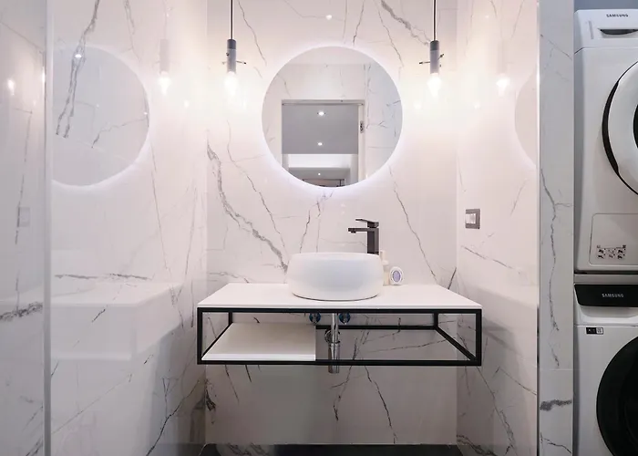 Elegante A Pochi Passi Dal Centro Rom
